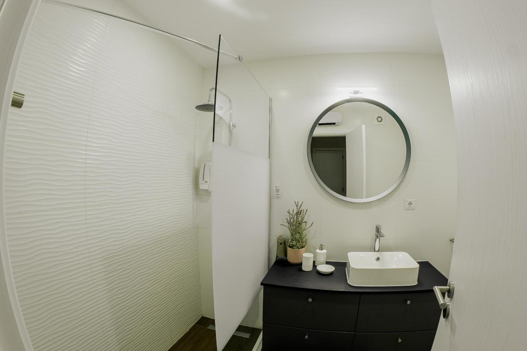 Apartment Comfort Zone *